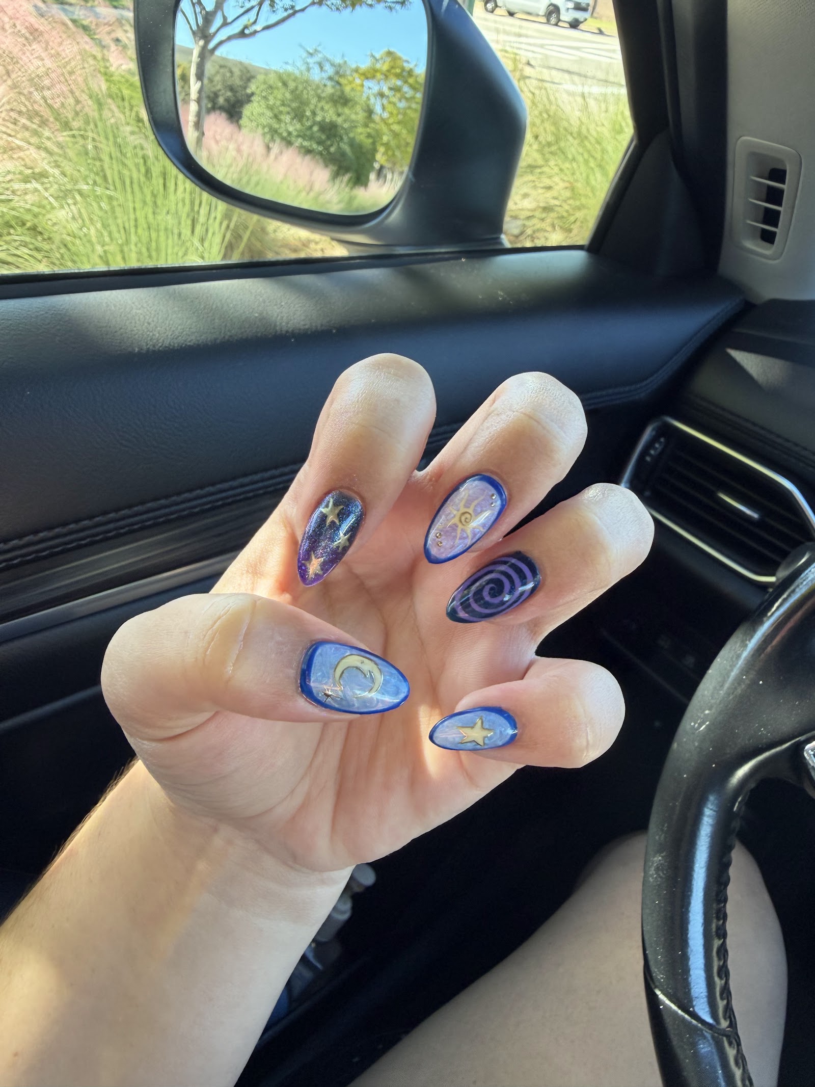 Canvas Nail Designs nail photo 4